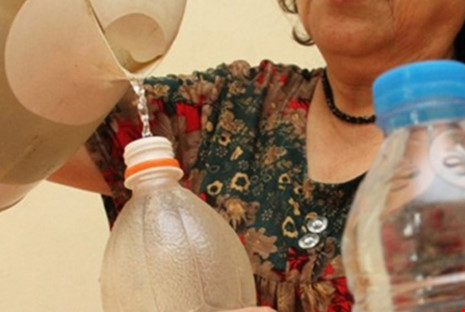 Vi khuẩn sẽ tái nhiễm trong nước chín sau 2 giờ - ảnh 1