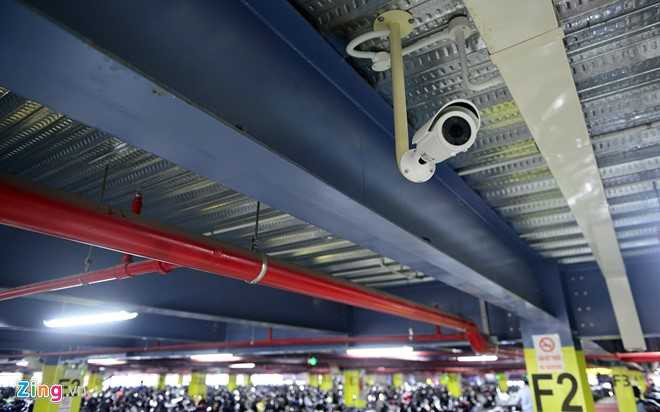 Nha de xe '5 sao' tai Tan Son Nhat hinh anh 12