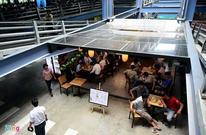 Nha de xe '5 sao' tai Tan Son Nhat hinh anh 18