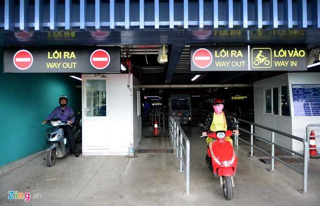 Nha de xe '5 sao' tai Tan Son Nhat hinh anh 9