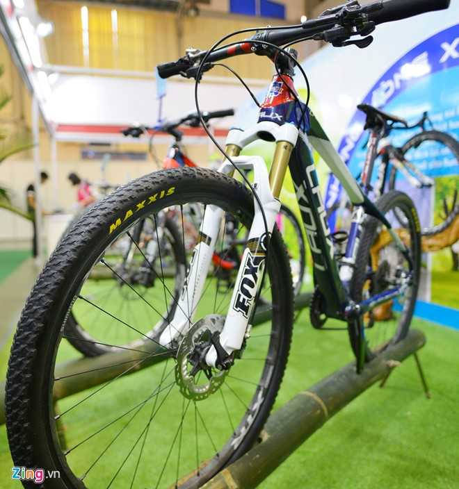 Xe dap gan nua ty tai trien lam xe hai banh hinh anh 10