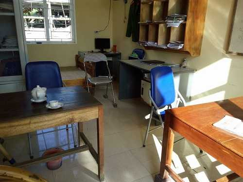 Phòng làm việc của nghi can Phạm Văn Thông.