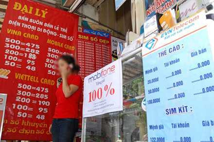 Ngày đầu khóa sim rác: Nhà mạng khóa, đại lý vẫn bán tran lan! ảnh 1