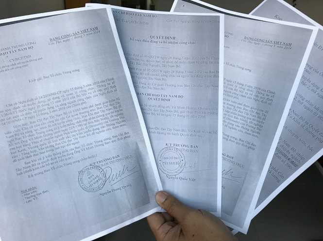 Các quyết định bổ nhiệm dành cho ông Hoàng - Ảnh: PV