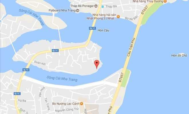 Chay 72 can nha o Nha Trang: Chua chay thieu chuyen nghiep hinh anh 3