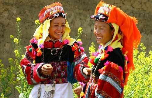 Phong tục đón Tết kỳ lạ của các dân tộc Việt Nam - Ảnh 1