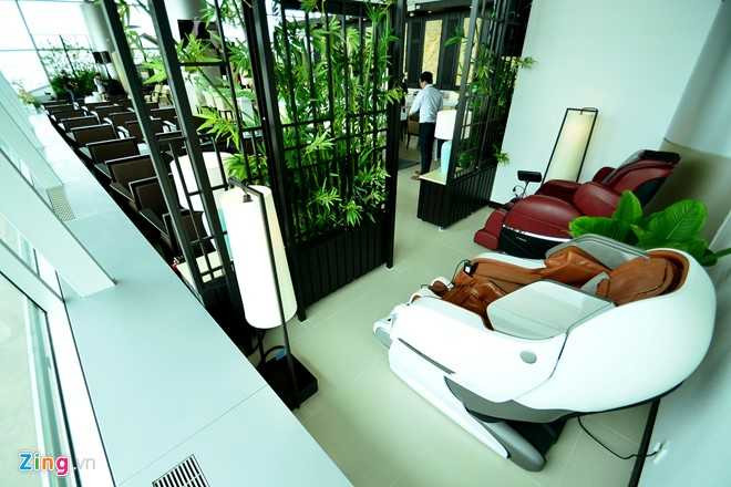 Phong cho hang sang moi tai san bay Tan Son Nhat hinh anh 13