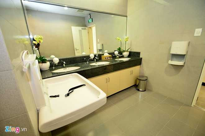 Phong cho hang sang moi tai san bay Tan Son Nhat hinh anh 16