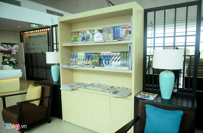 Phong cho hang sang moi tai san bay Tan Son Nhat hinh anh 9