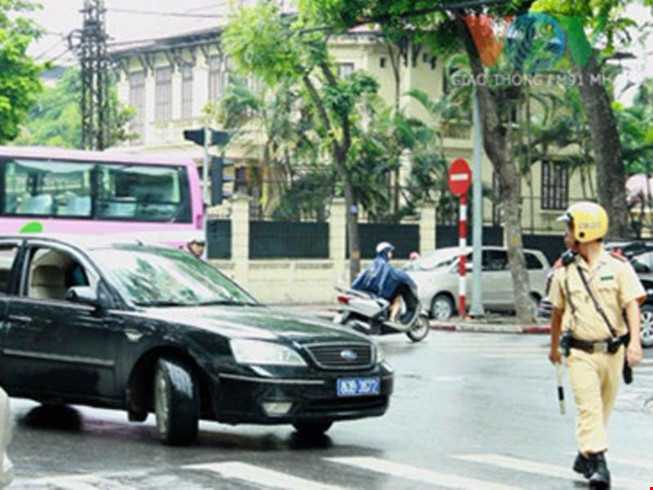 can-quy-dinh-mot-loai-ben-xe-1