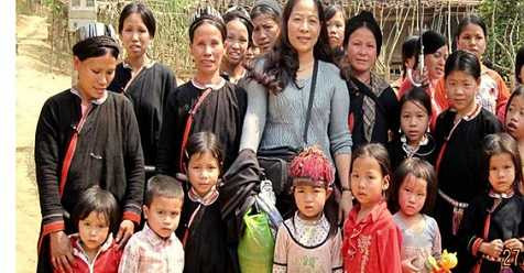 hai-thanh-nien-ep-co-gai-len-xe-may-de-cuop-vo-tap-tuc-dang-lam-mat-quyen-binh-dang-cua-phu-nu-205800