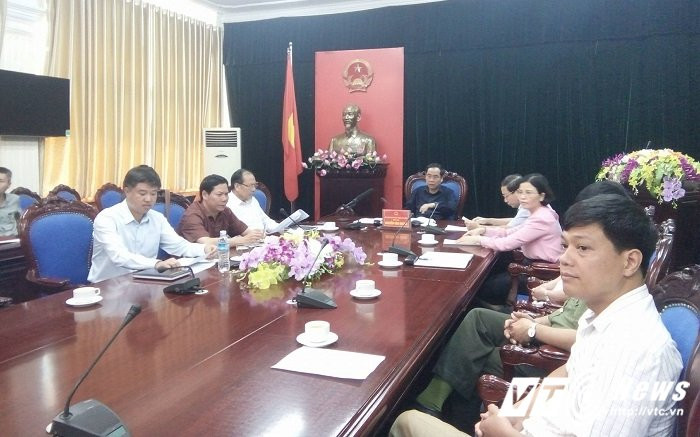 Hinh anh Truc tiep: Hop bao vu 7 nguoi chet do soc phan ve o Hoa Binh