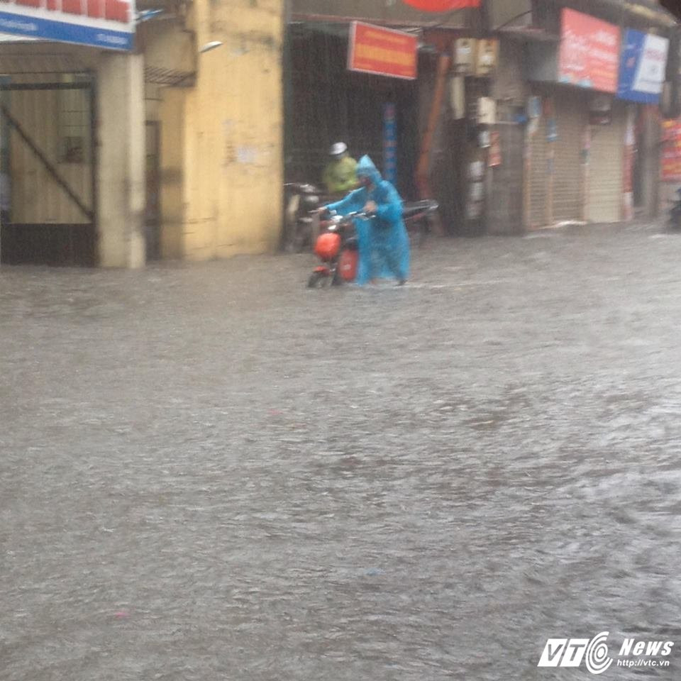 19184219_1954885654742584_852789376_n 4