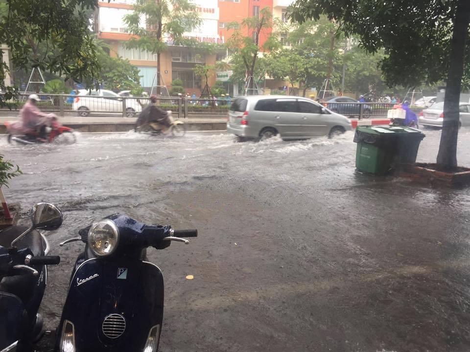 Ghi nhận tại Xã Đàn, mực nước ngập sâu đến 40 cm. (Ảnh: FB)