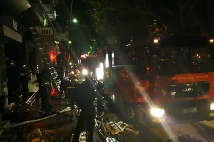 22901504_1354331411355805_1031645410_n 5