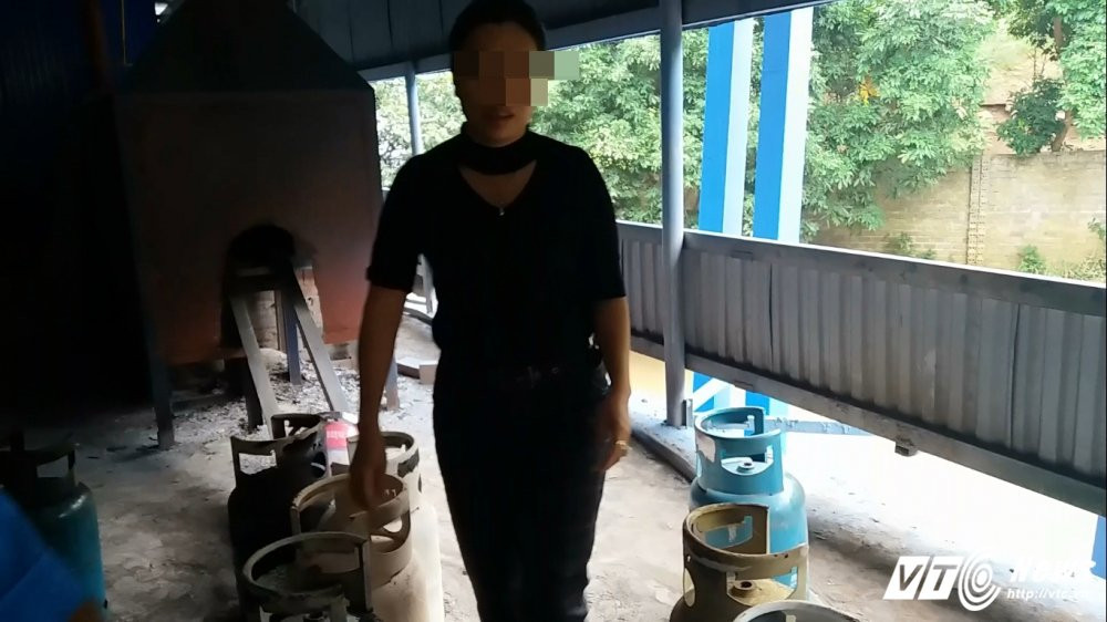 nguoi phu nu cuop dien thoai 5