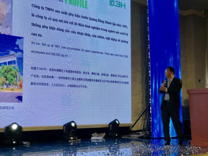 85FEDD68-3F2F-46B6-902D-0F370633B67C