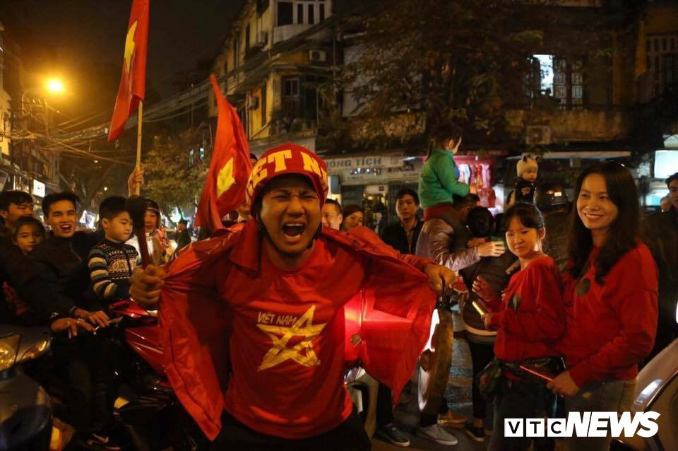 26995360_1639289776159013_814202478_n