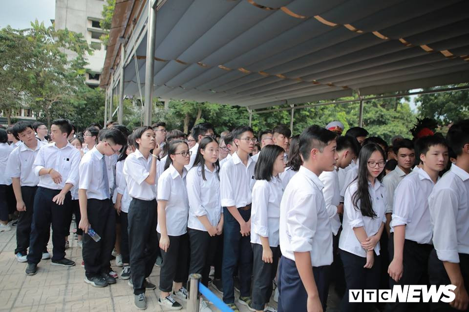 42651299_2090648057852929_4577031456324321280_n 7