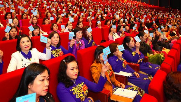 can-bo-nu-duoi-40-tuoi-co-co-hoi-tap-su-lam-thu-truong 7