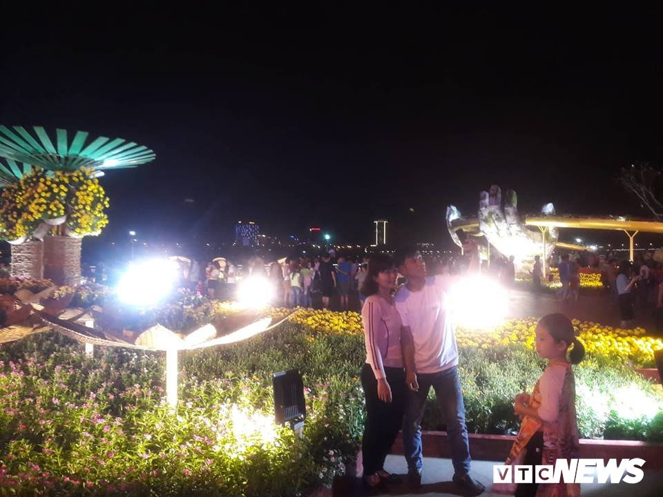 51105766_210563519806670_8818675071192137728_n 12