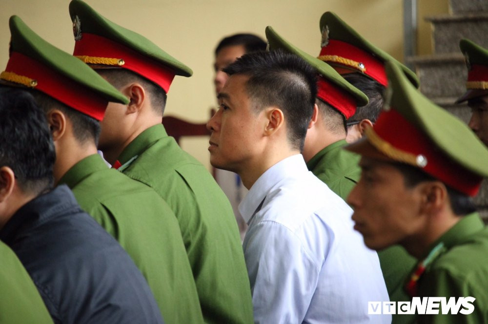 80a99dc8156df533ac7c 3