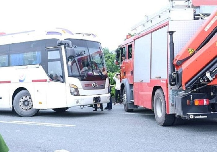 xe_khach_tong_xe_cuu_hoa 3