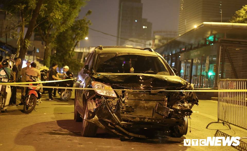 tai-nan-lien-hoan10 15