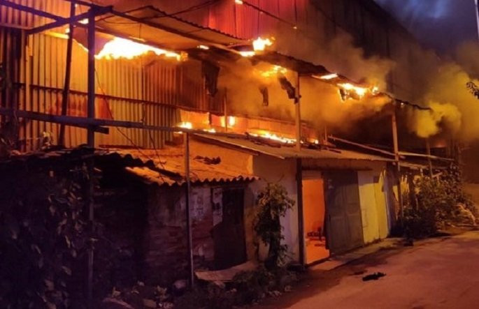 chay-cong-ty-rang-dong-0953267