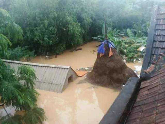 14686072_1766375200268093_250631473_n