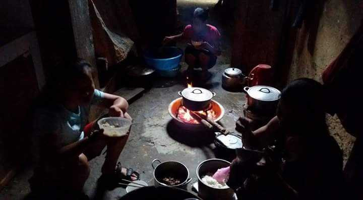 14875079_329500267426488_