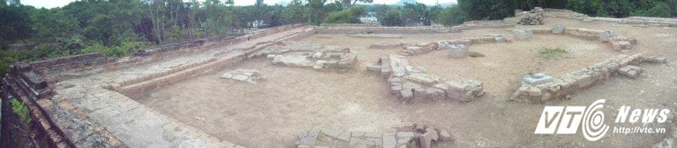 546228_299140663509328_1312290105_n