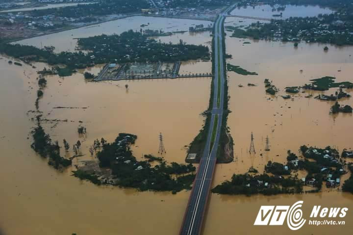 23360782_1470885096341836_783846801_n (1)