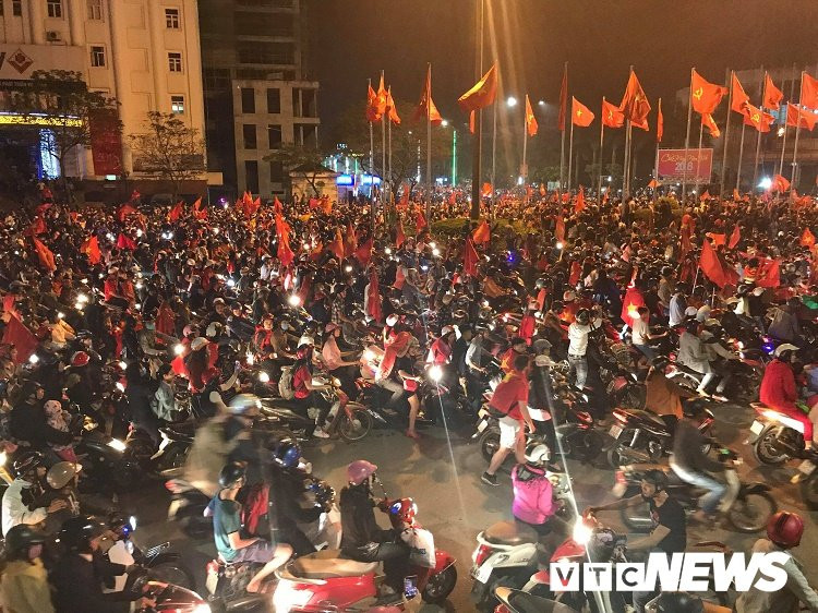 27265649_1625411564215558_1314059394_o 6