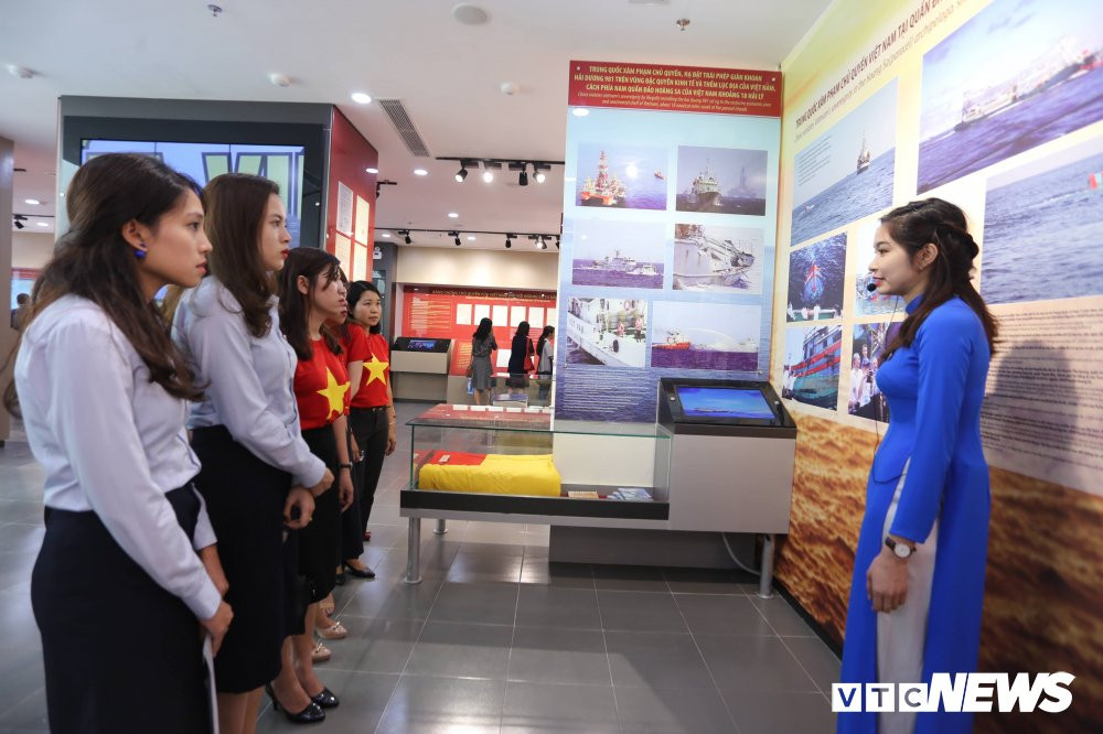 29830717_1357078434435681_1208912297_o 5