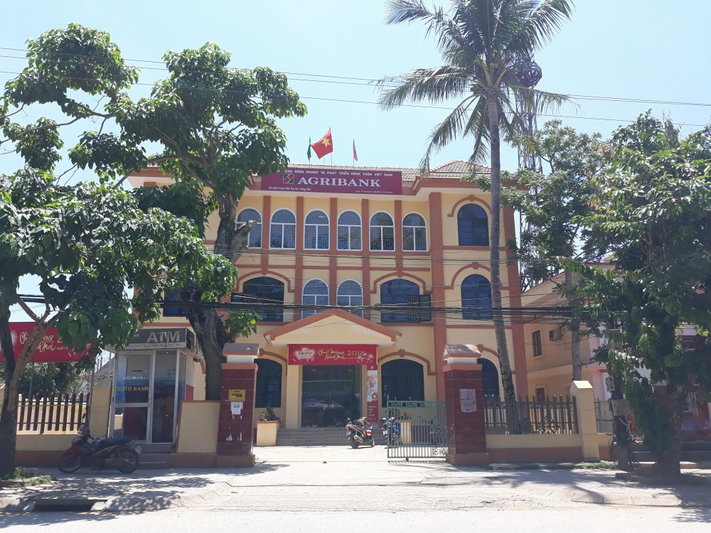 32792439_1489217847890026_6775612751151628288_n