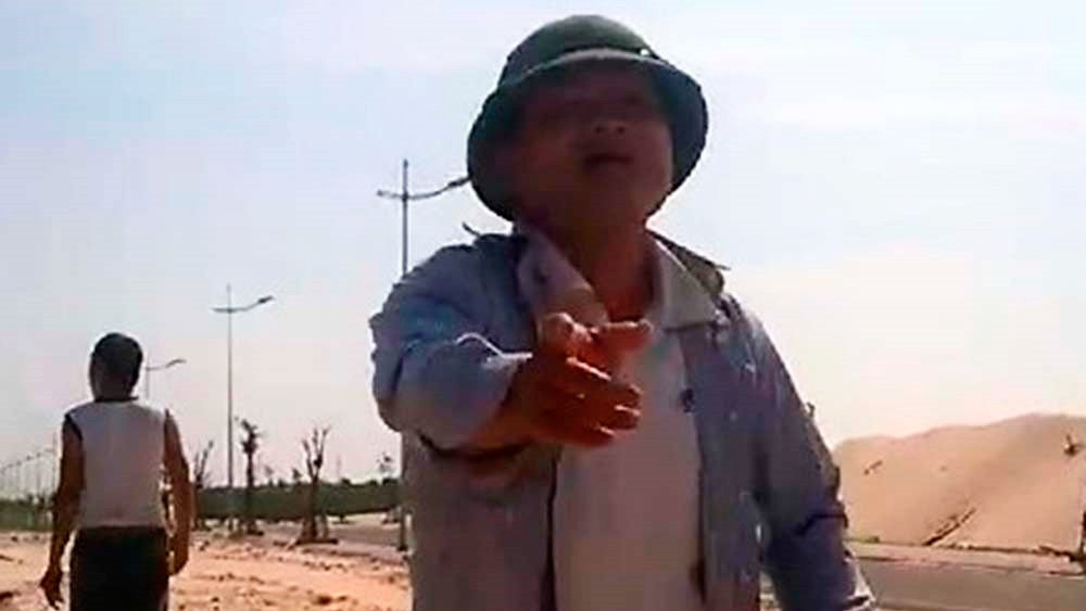 xuc-cat-lau-pho-giam-doc-trung-tam-phat-trien-quy-dat-doi-ban-cong-an-xa-1