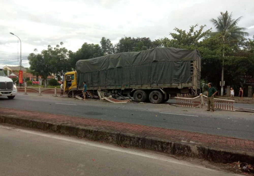 34818861_1494739507302507_1172750586928431104_n