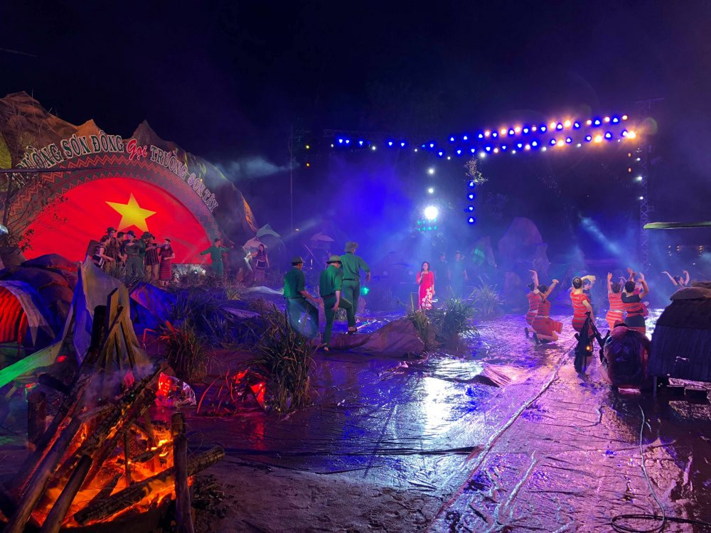 37886316_2324918994227448_4266723943248822272_n