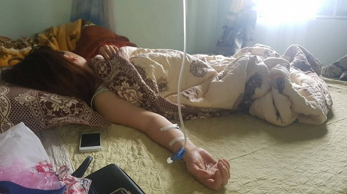 gio-tro-doi-bai-voi-dong-nghiep-1-chuyen-vien-bi-dinh-chi-cong-tac-1908521-1812033 (1)