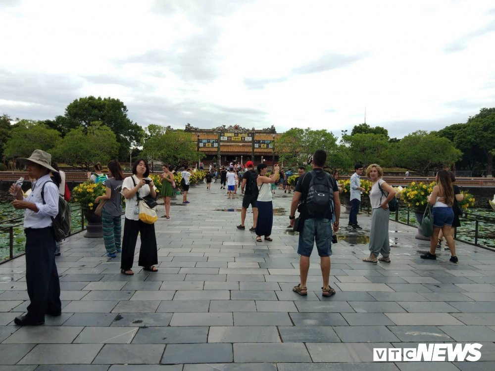 40525797_1524075211773351_2578051533853687808_n