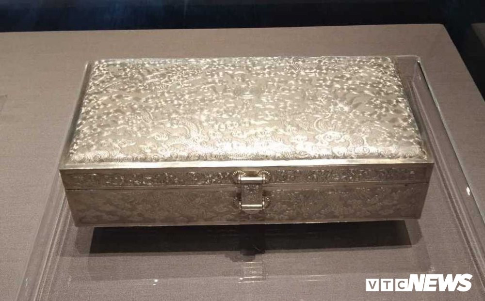 41073083_1770025913094960_7901063567623847936_n 8