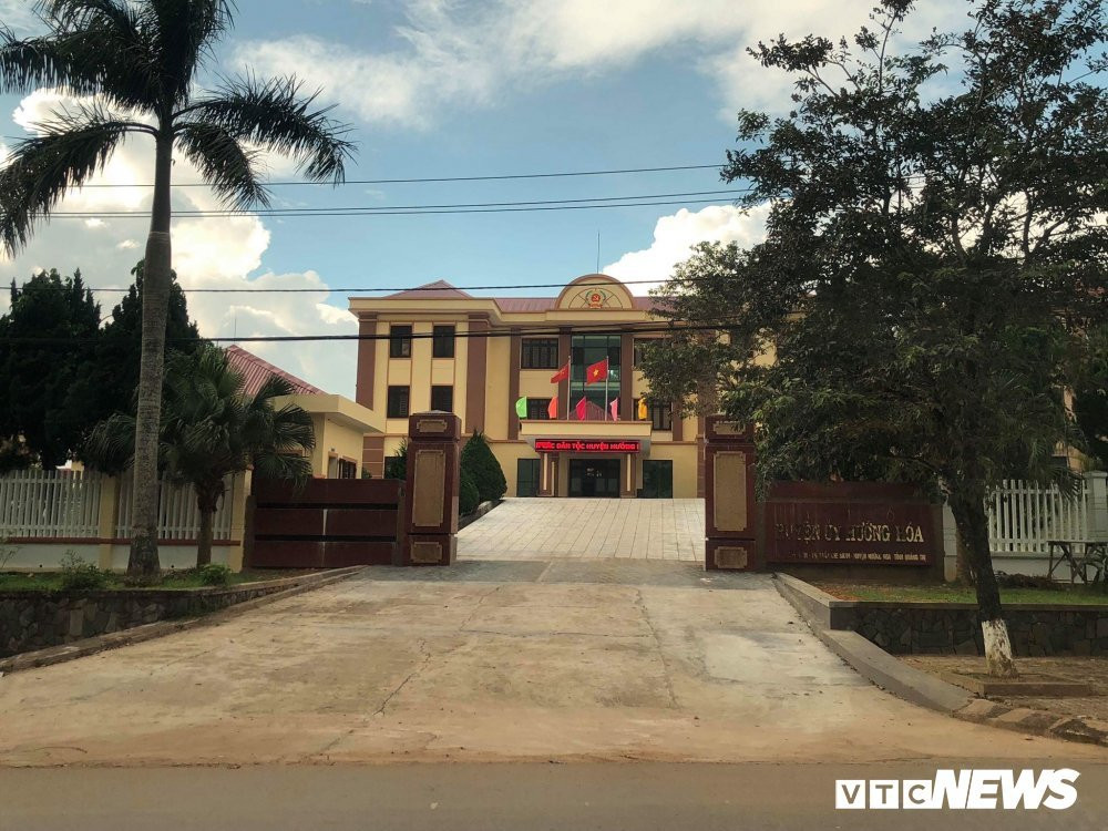 41880574_294772417986247_1890749765973442560_n-3-1558002