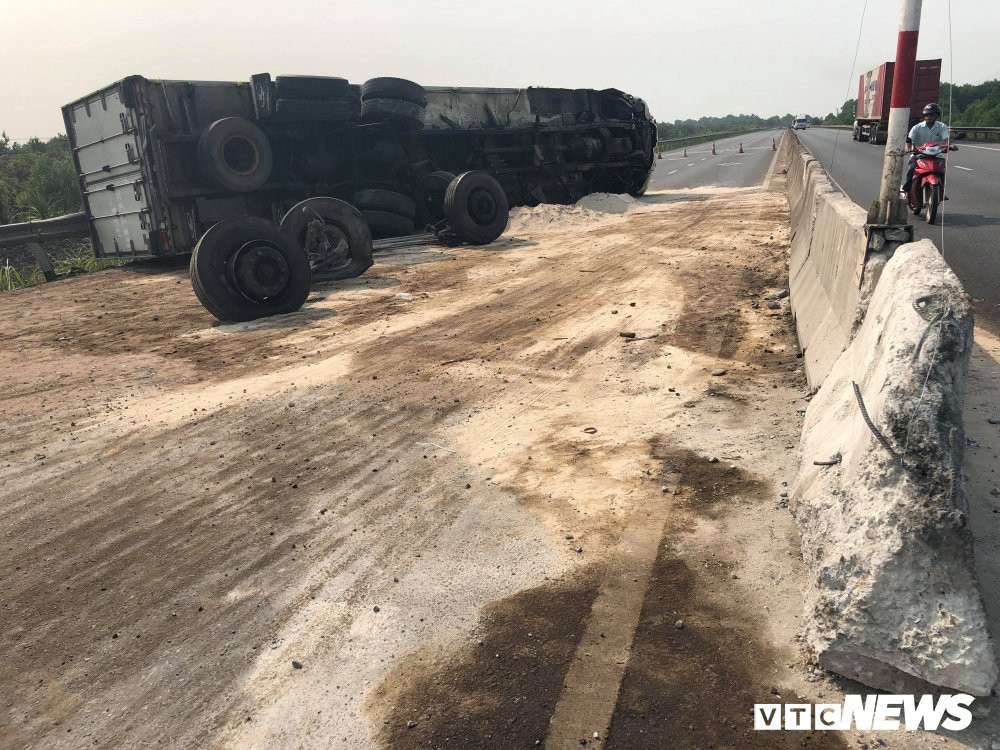 53700293_352852468663245_445862861395197952_n