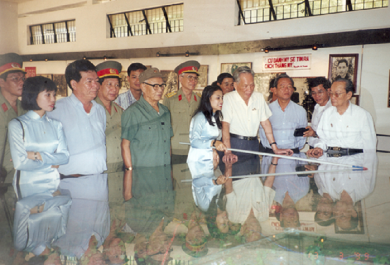 Dai tuong Le Duc Anh 3