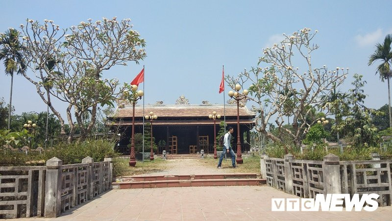 Nha tho dai tuong Le Duc Anh 8 6