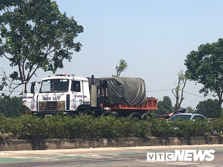 xe dien luc di kieu 'ran truon' 2