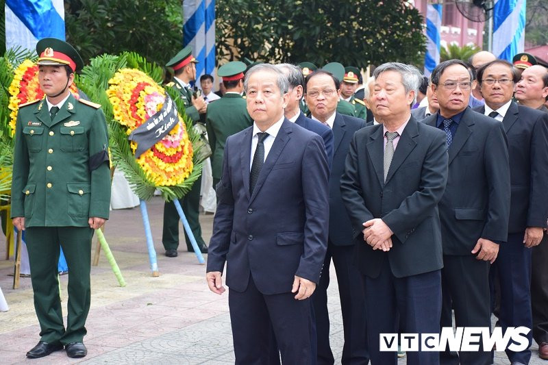 Vieng Dai tuong Le Duc Anh