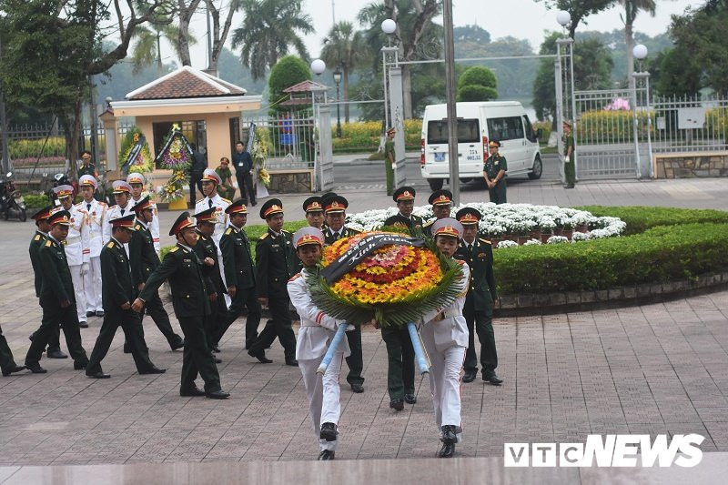 Vieng Dai tuong Le Duc Anh 3 5