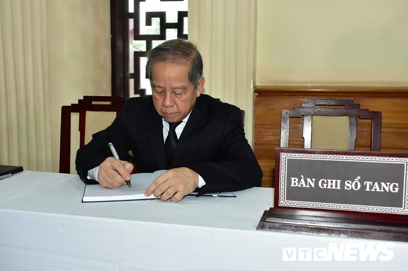 Vieng Dai tuong Le Duc Anh 6 3